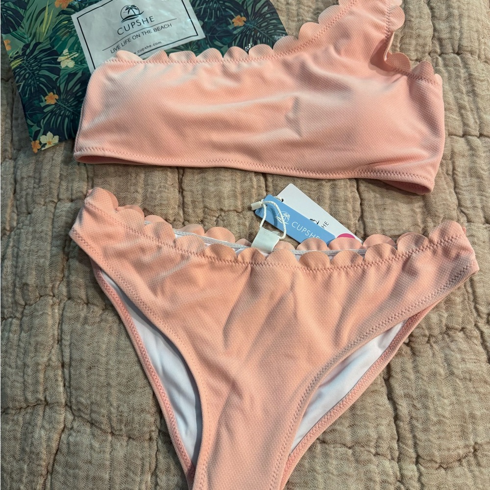 Cupshe peach Scalloped Bikini Set